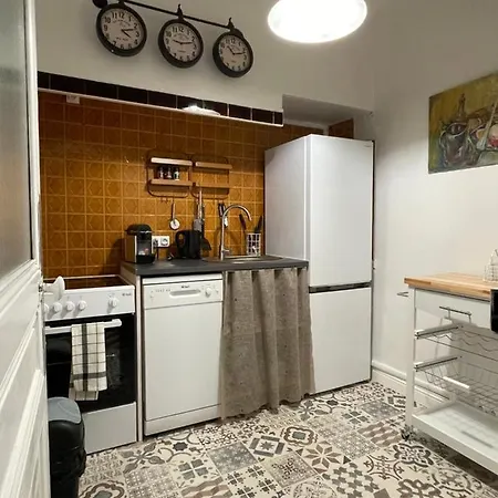 Дом отдыха Maison Petit Arago Avec Roof Terrace Et Parking Prive
