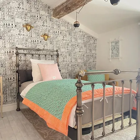 Maison Petit Arago Avec Roof Terrace Et Parking Prive * Καρκασόν